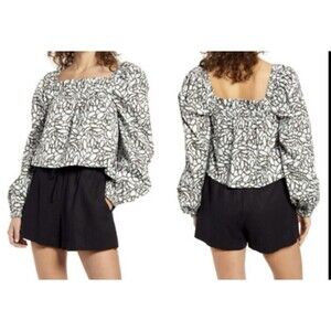 Open Edit Women's Crop Top Sz Medium. LTOP822